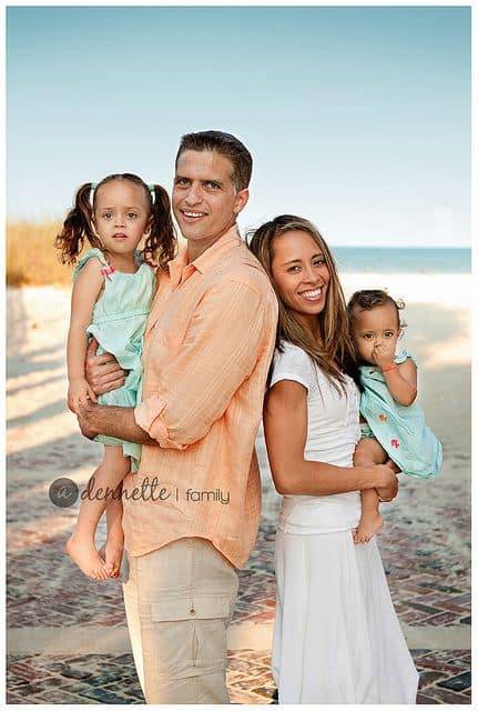 Family Beach Pictures - Creative Beach Family Photos for Your Vacation