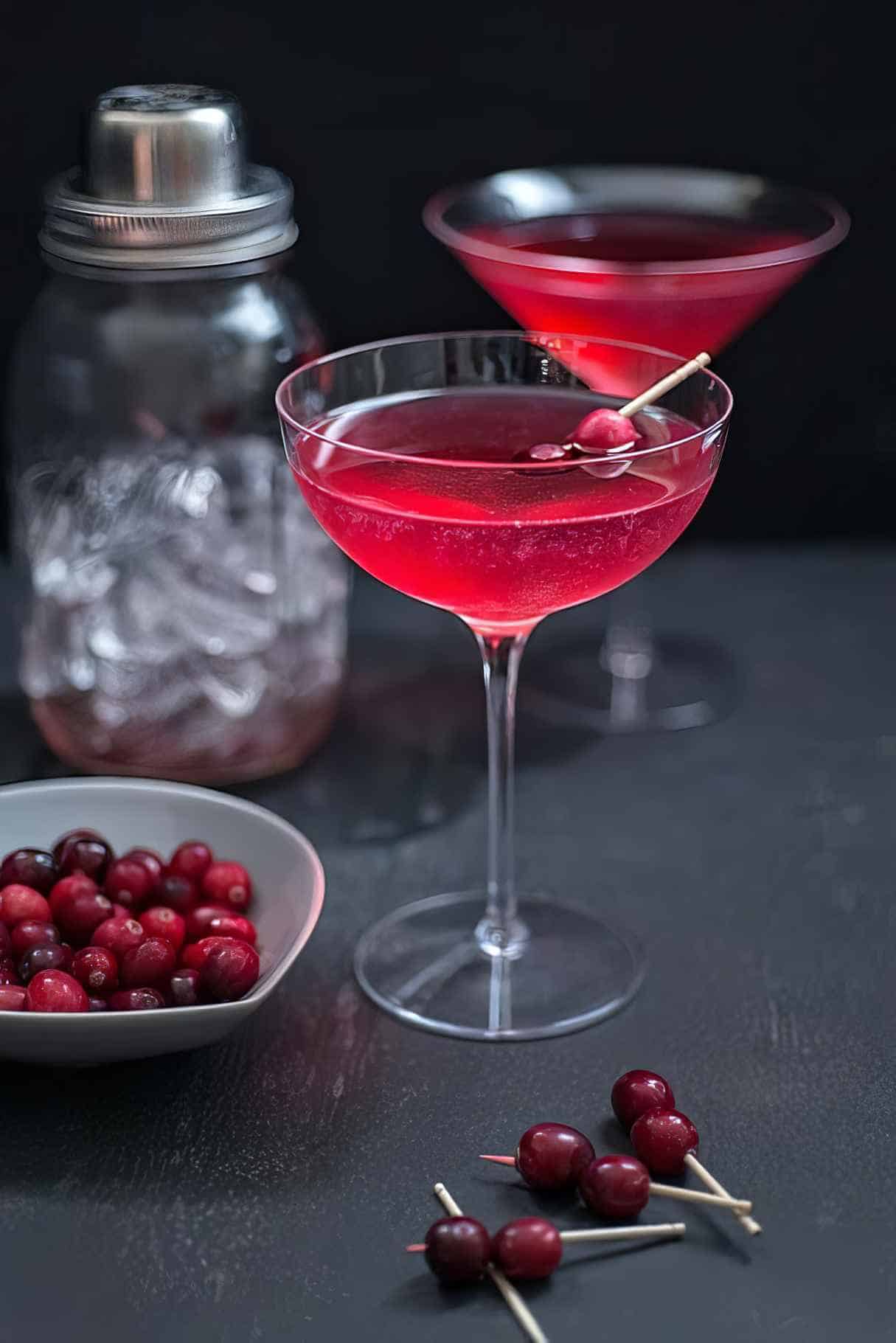 Festive Cocktails: The Red Queen