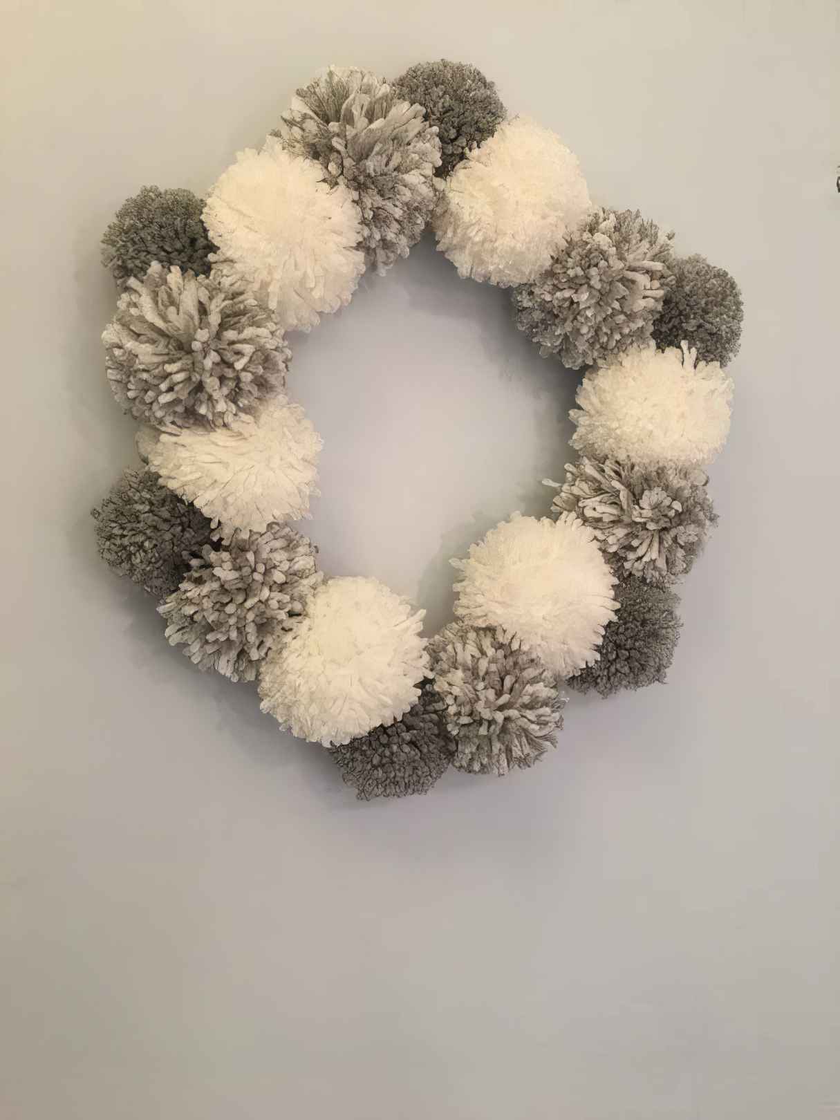 Christmas Pom-Pom Crafts