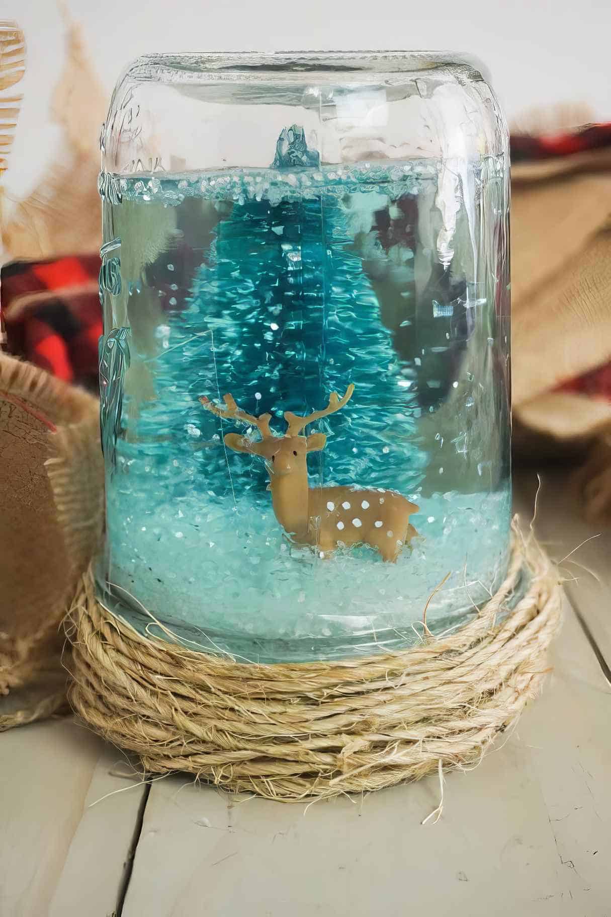 How to Make a Snow Globe in a Mason Jar