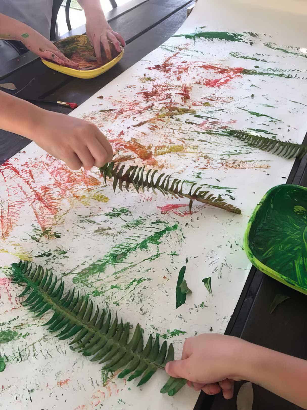 Make Christmas Craft Gifts - Christmas Activities for Kids