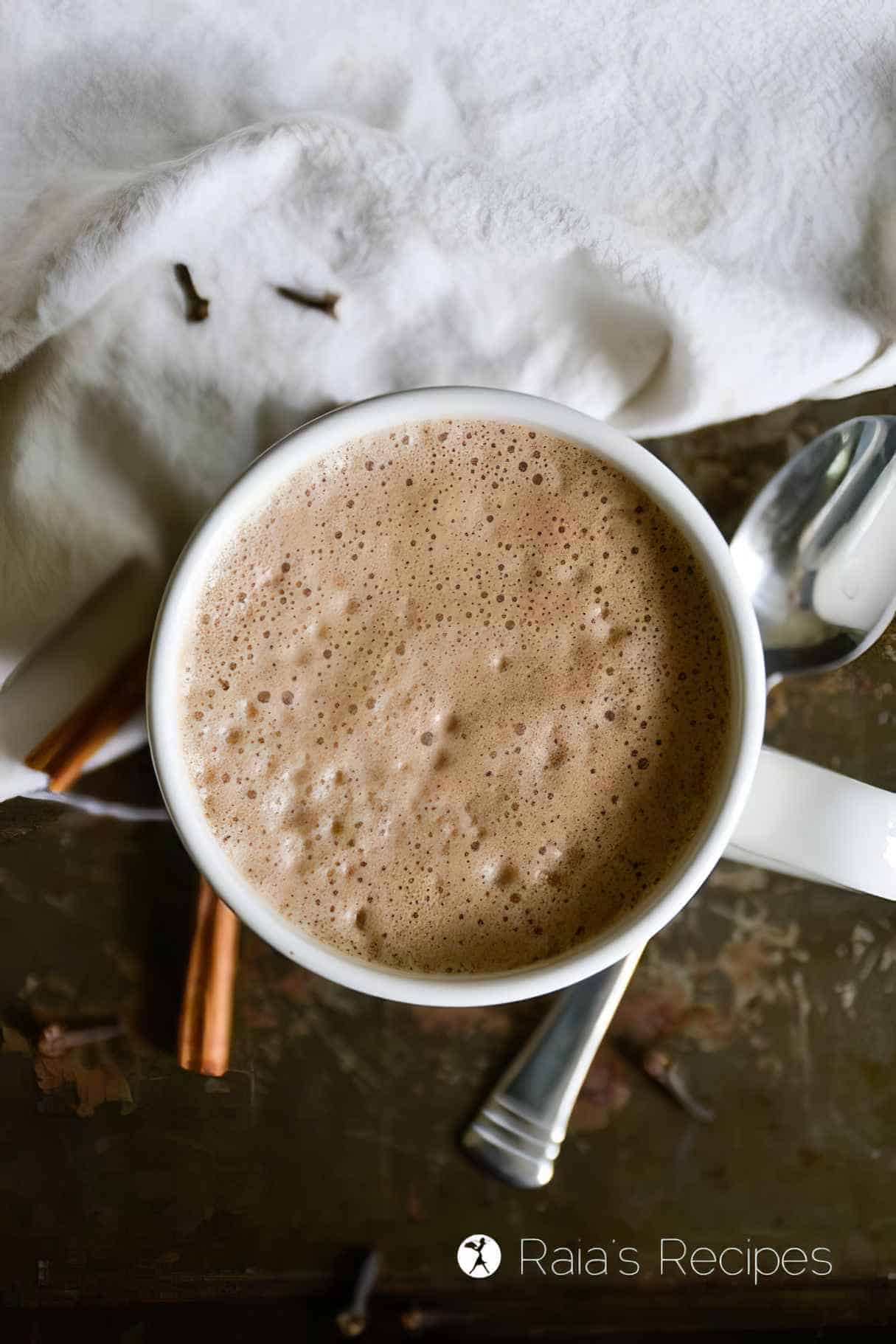 Gingerbread Spiced Mocha Latte