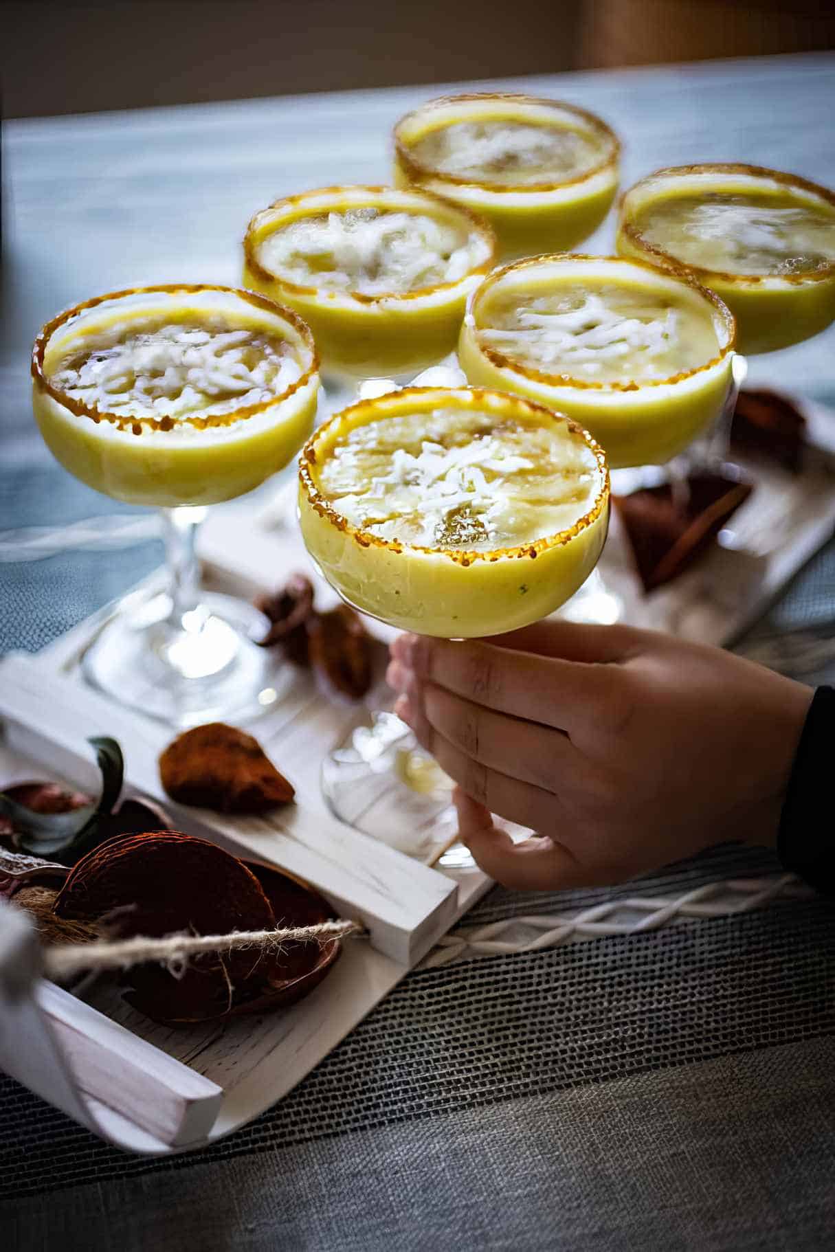 A Beautiful Pineapple-Apple Mocktail