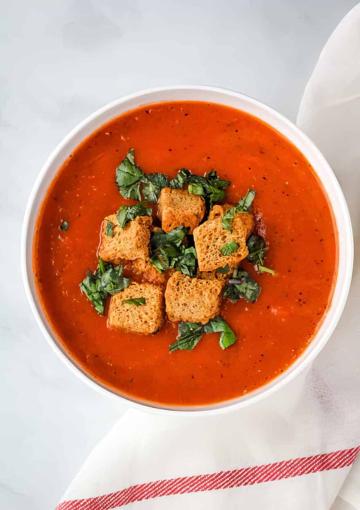 Creamy Vegan Tomato Soup