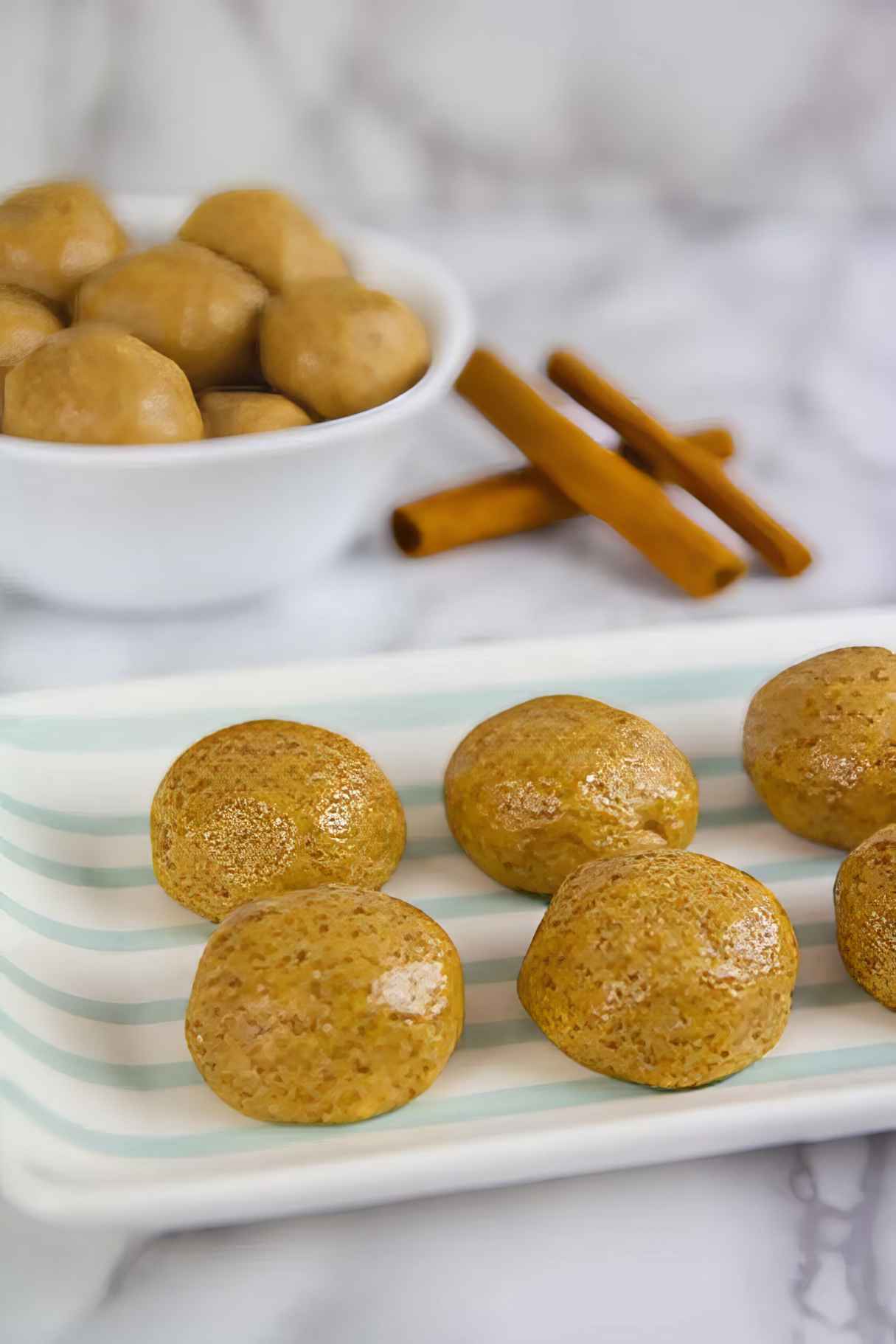 No-Bake Cinnamon Protein Balls