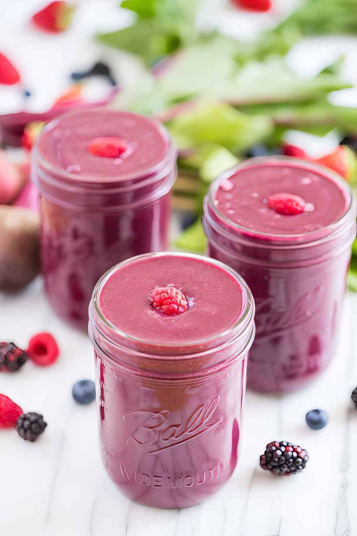 Glowing Berry Beet Smoothie (Support Weight Loss)