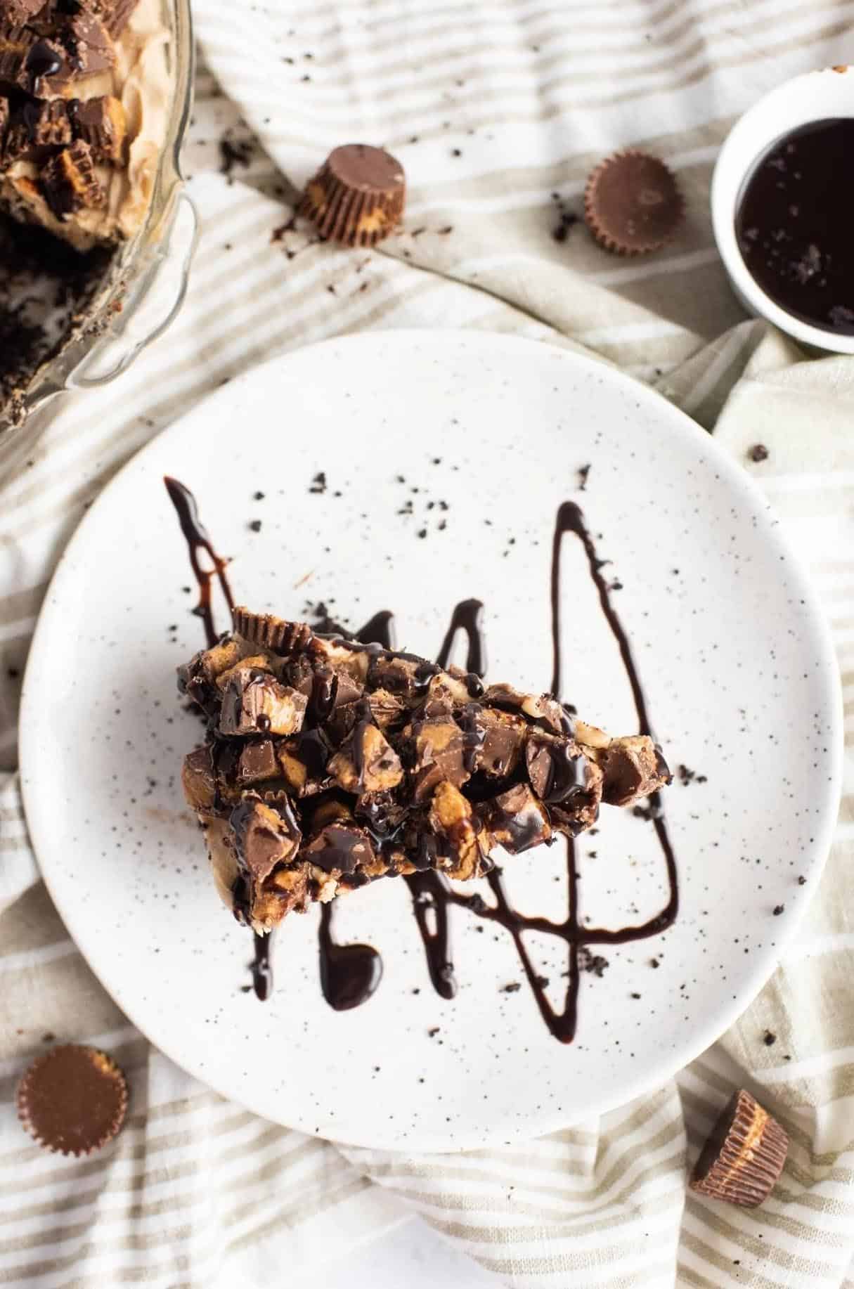 Creamy Dreamy Chocolate Peanut Butter Pie