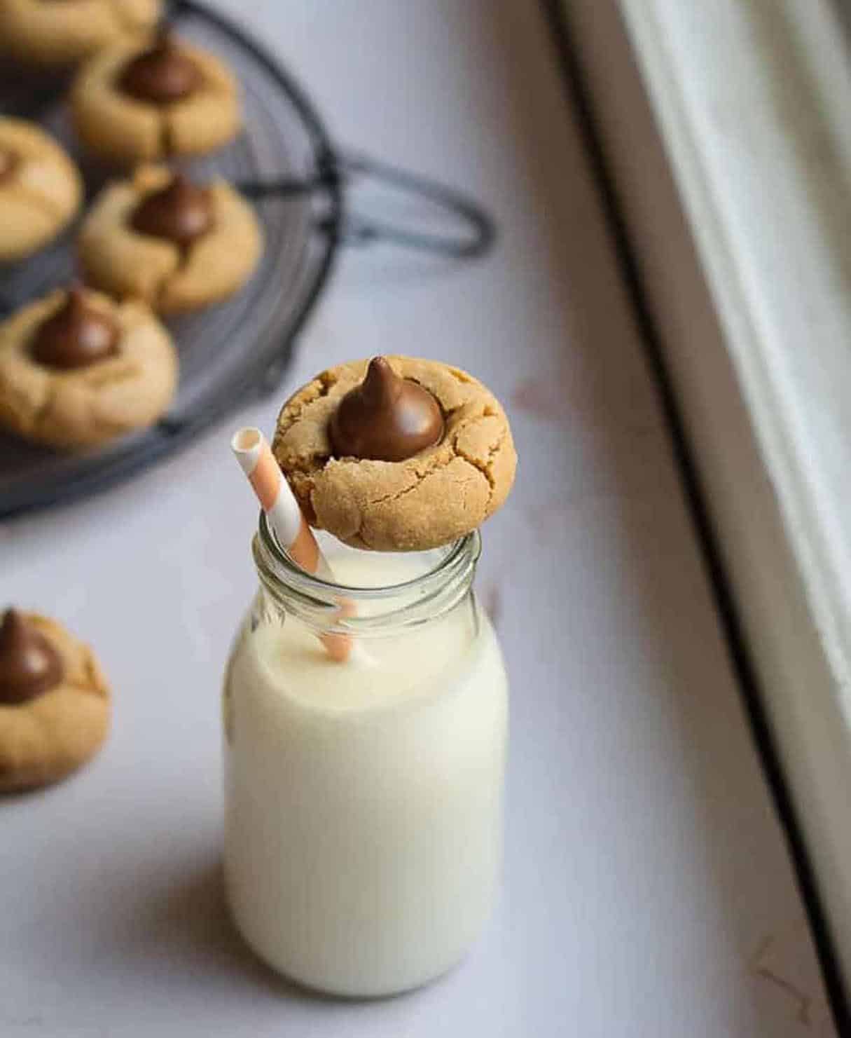 Peanut Butter Blossom Cookies
