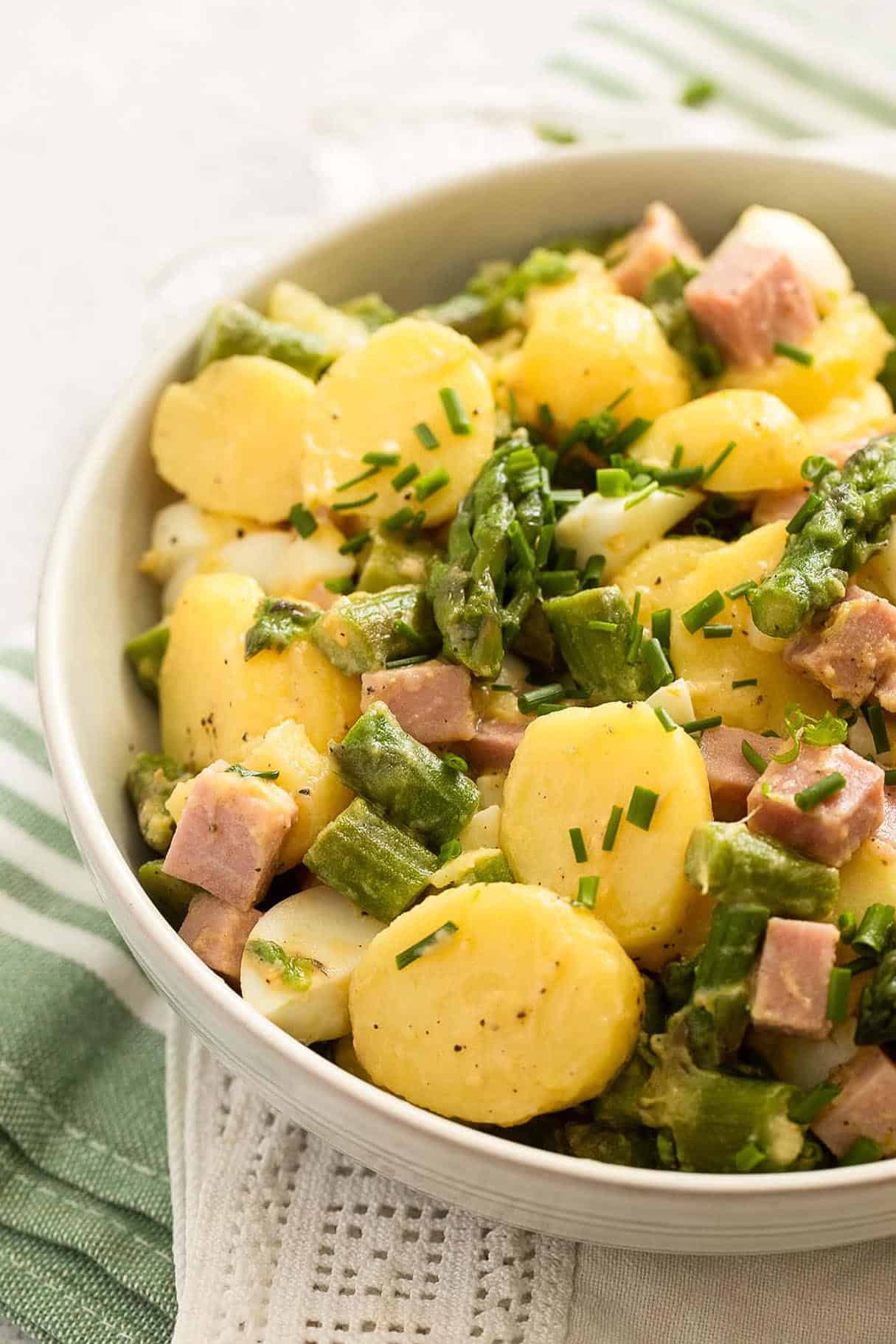 Asparagus Salad with Hard-Boiled Eggs and Ham