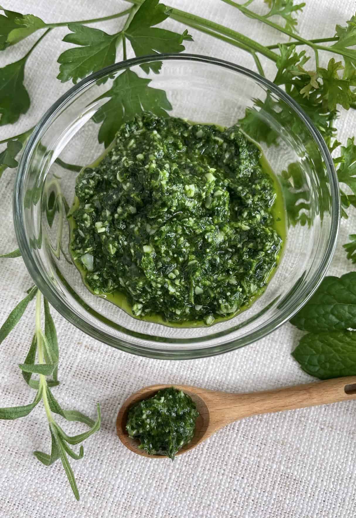 Nut Free Pesto – Home Made Pesto in Minutes