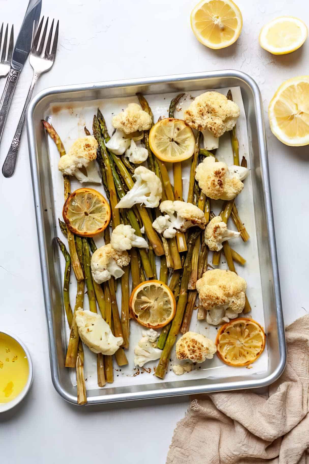 Roasted Cauliflower and Asparagus (Whole30)