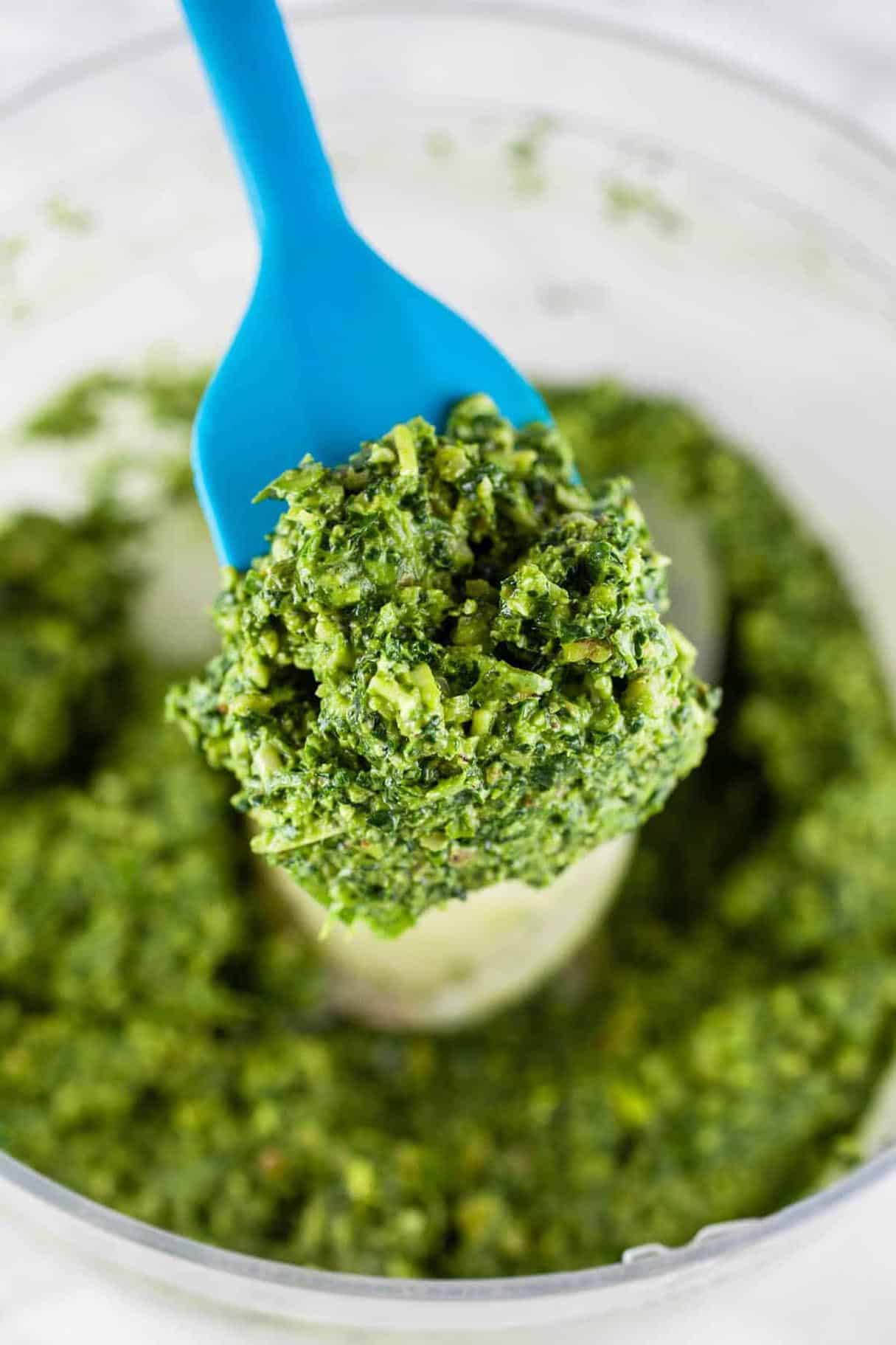 Vegan Spinach Pesto (Nut-free)