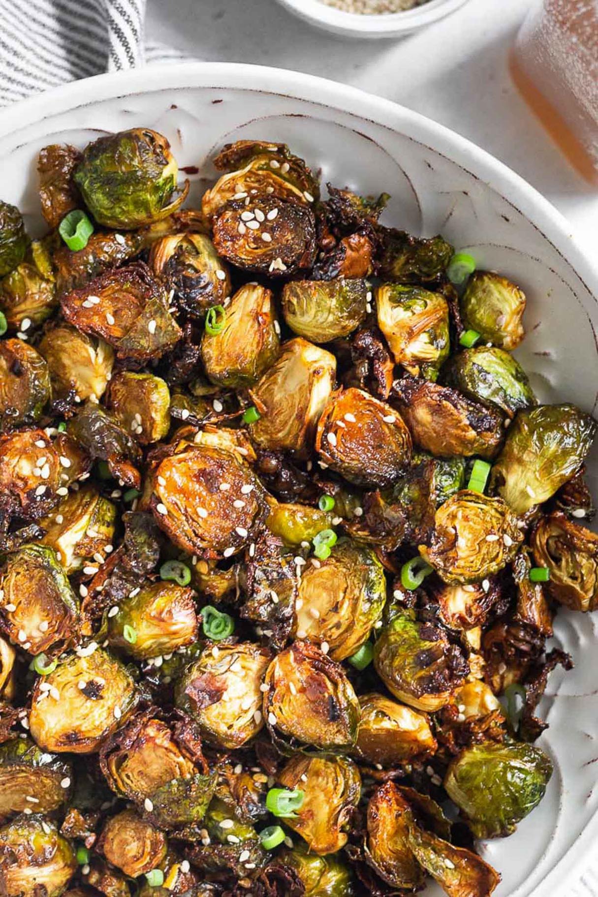 Crispy Air Fryer Brussels Sprouts (Keto, Low Carb)