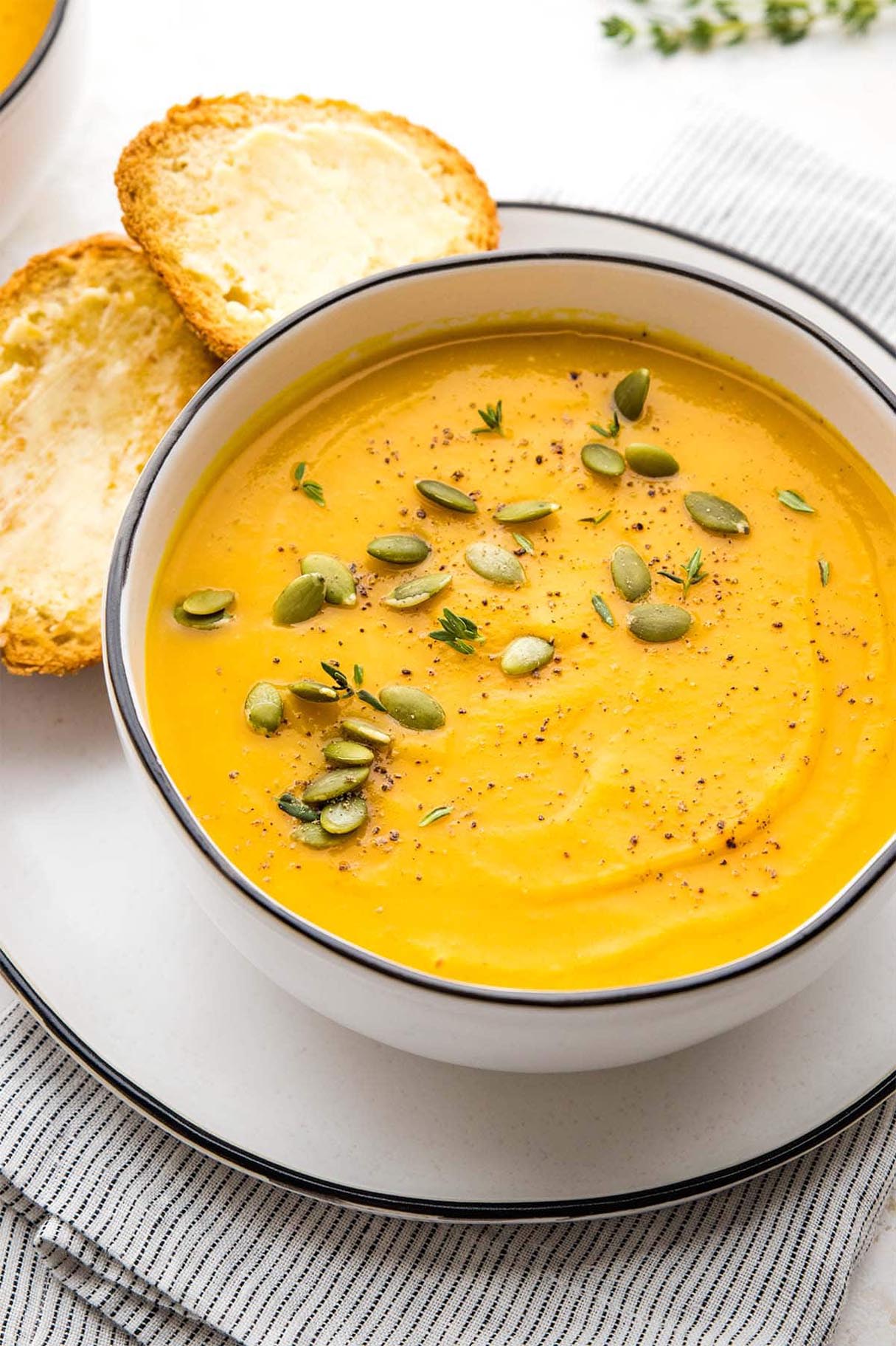 Vegan Instant Pot Butternut Squash Soup
