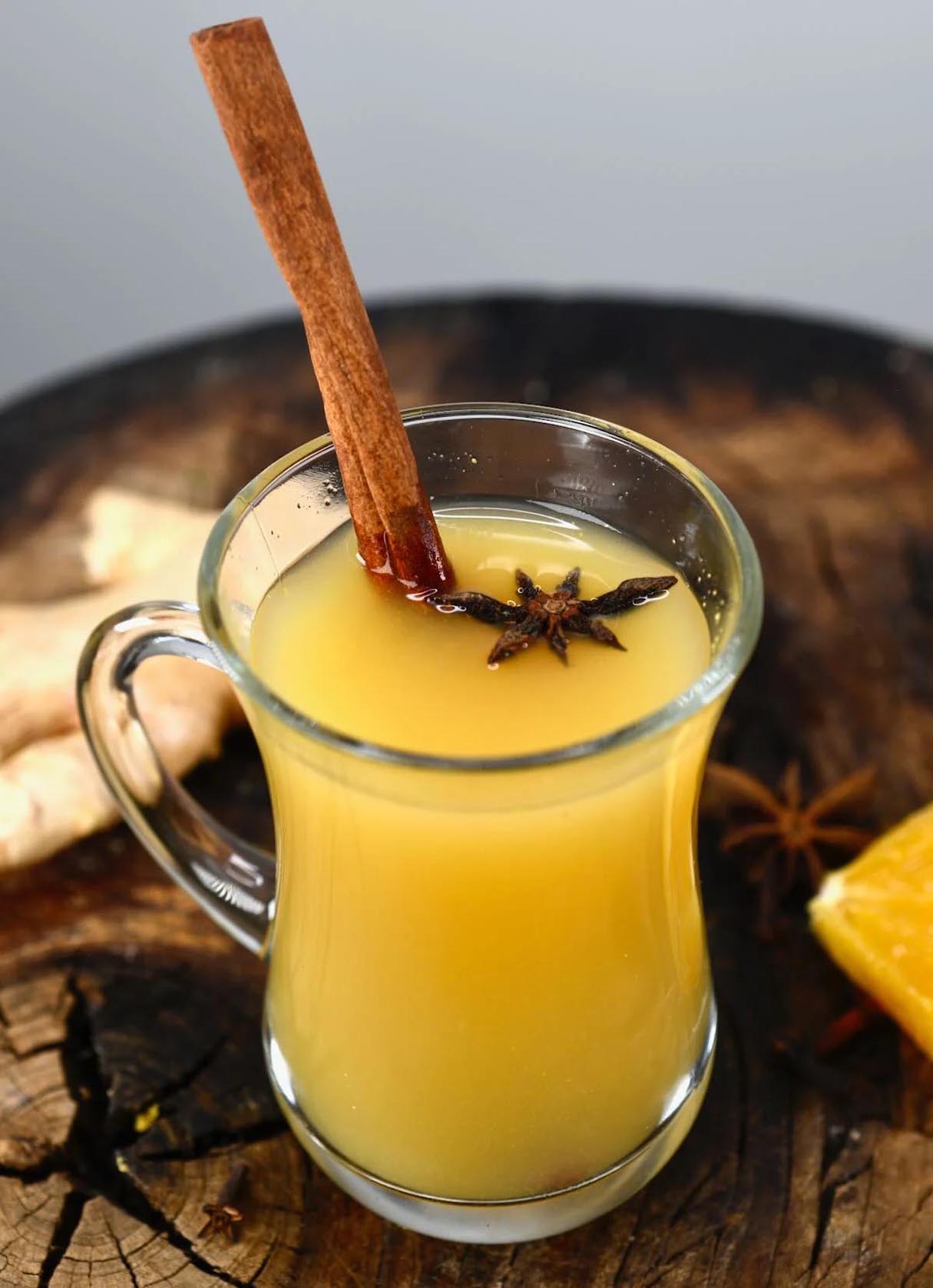 Homemade Hot Mulled Spiced Apple Cider