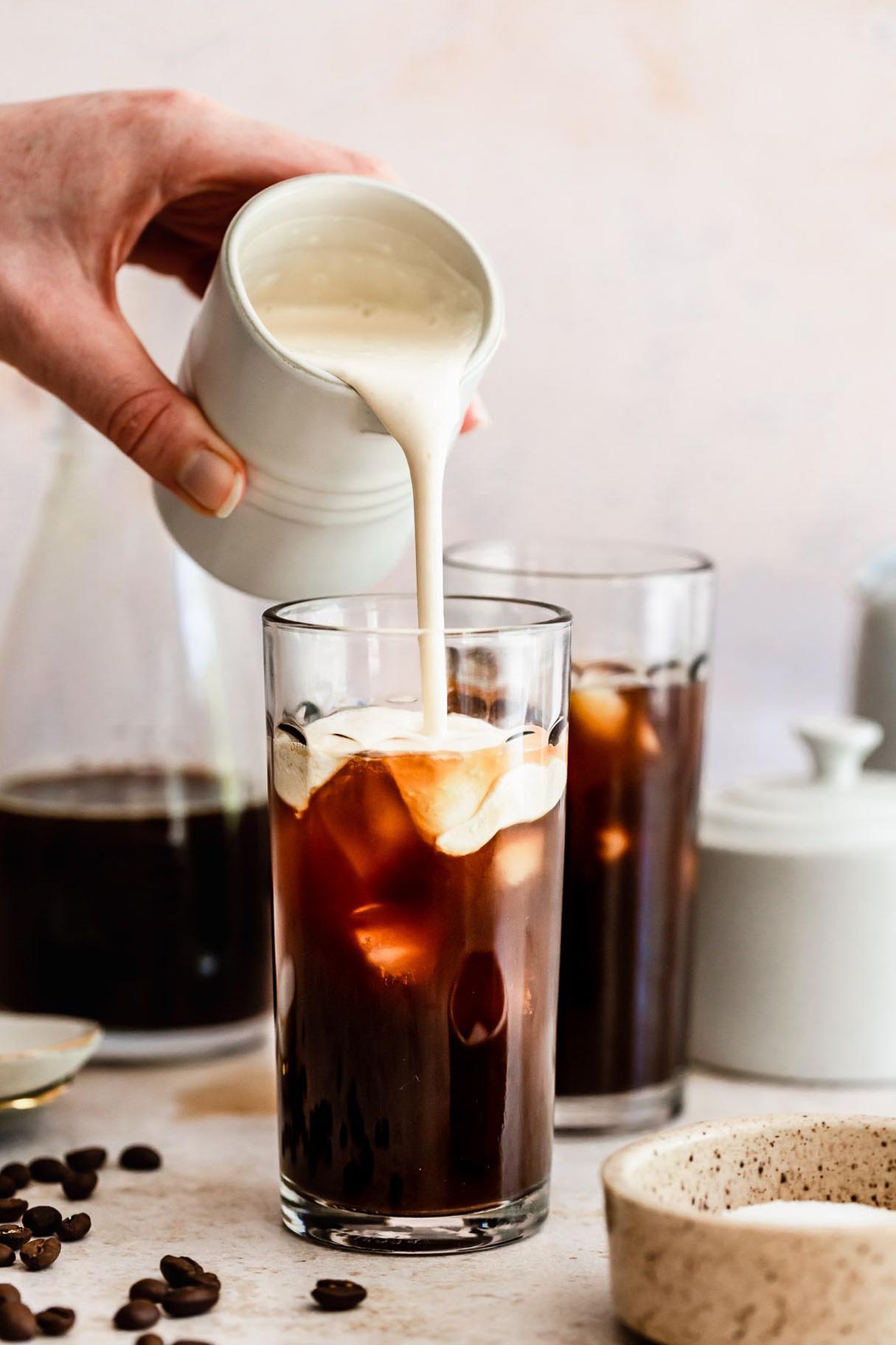 How to Make an Americano